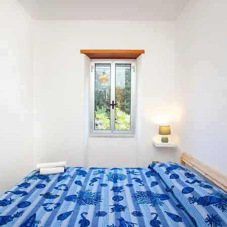Erminia House - Flat アパート