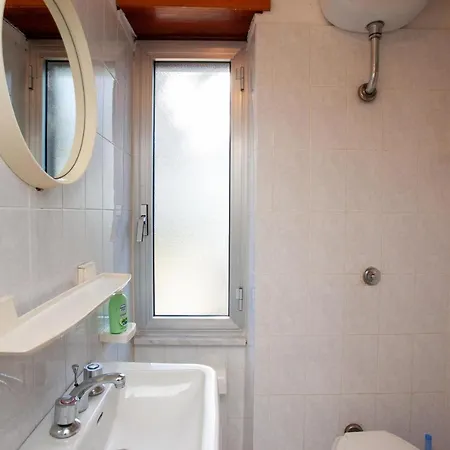 Erminia House - Flat شقة *